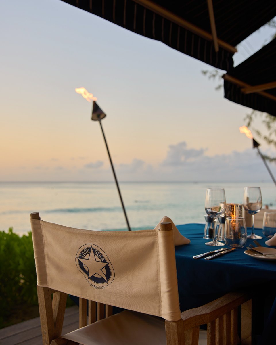 lonestarbdos's tweet image. As bright turquoise days melt into golden, torch-lit nights, experience the magic of a Caribbean sunset at the Lone Star this weekend.🧡

#lonestarbarbados #barbados #visitbarbados #barbadosdining #lovebarbados  #caribbeansunset #westcoastbarbados