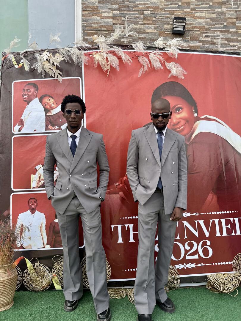 Bright_Mo tweet media