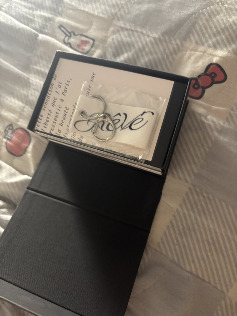 lou VAI VER O BTS tweet media