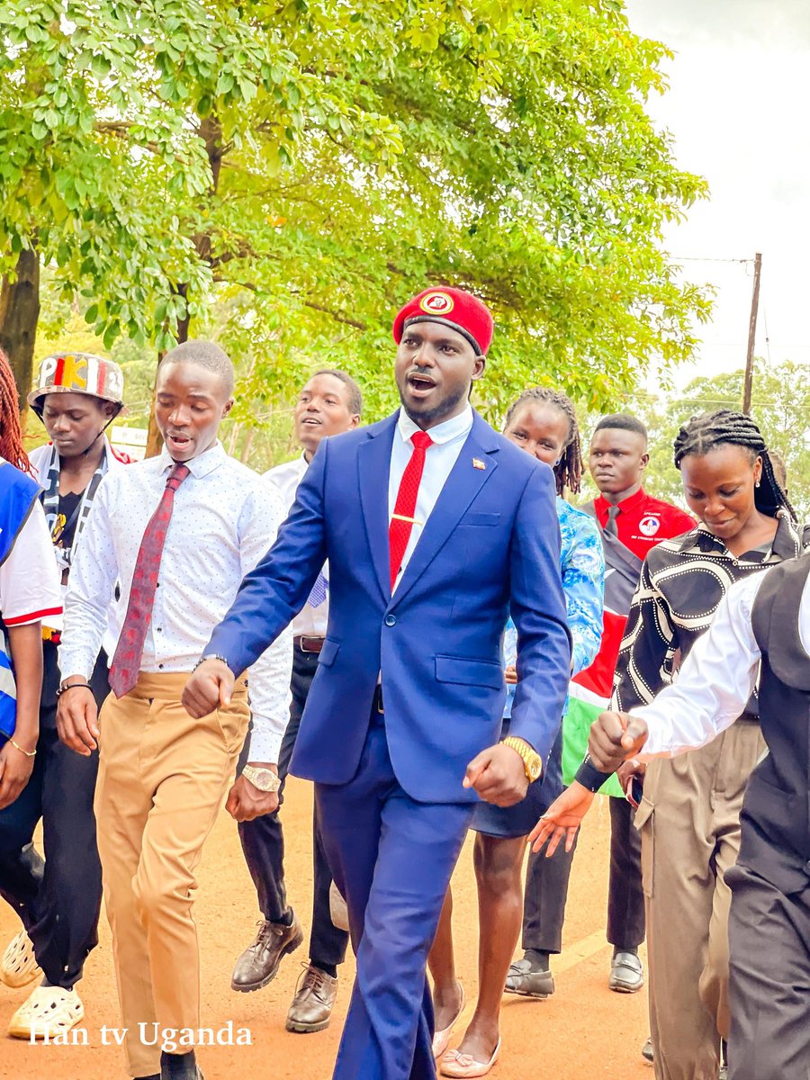 kiyimba_henry tweet media