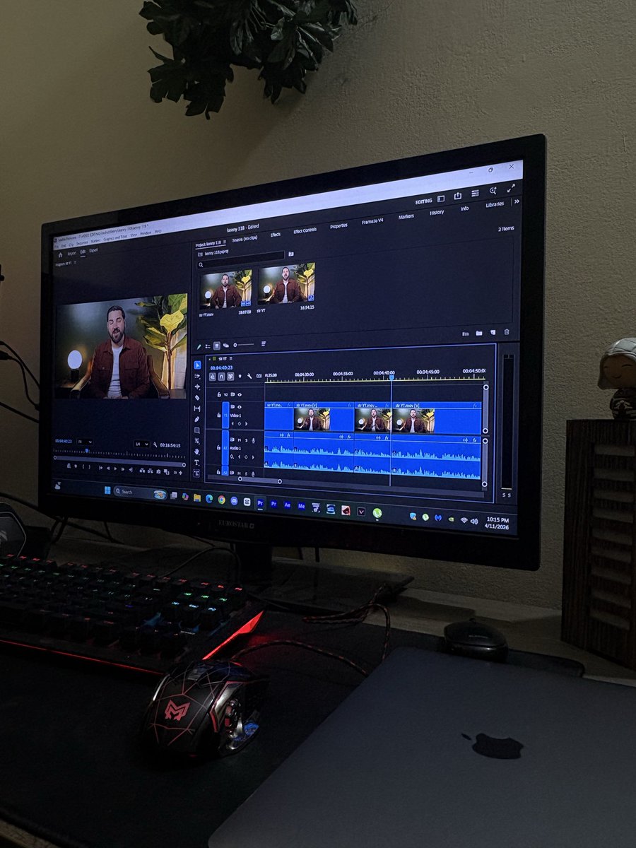 mr_hsnn's tweet image. 📺 Editing a professional VSL for my client, and I'll share the results soon…

If you're looking for a skilled video editor, send me a DM 💬

#videoeditor #videoediting