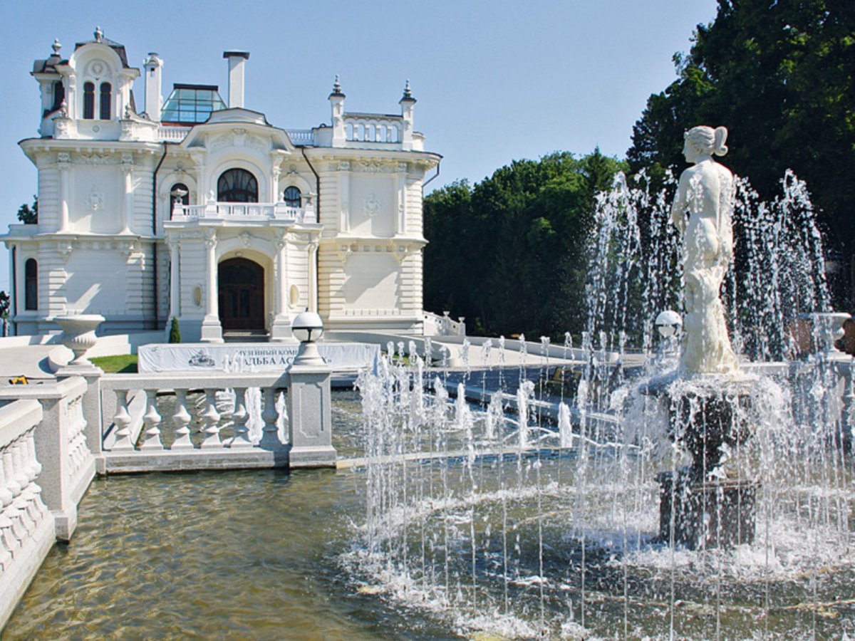 Lora020563's tweet image. Город Тамбов основан в 1636 году как опорный пункт Русского царства.
Более 100 лет выполнял военное назначение, а с середины 17 века становится торговым.
С конца 19 века - торгово-экономический центр России.
В Тамбове сохранились уникальные храмы и святыни.
Население 292 140 чел.