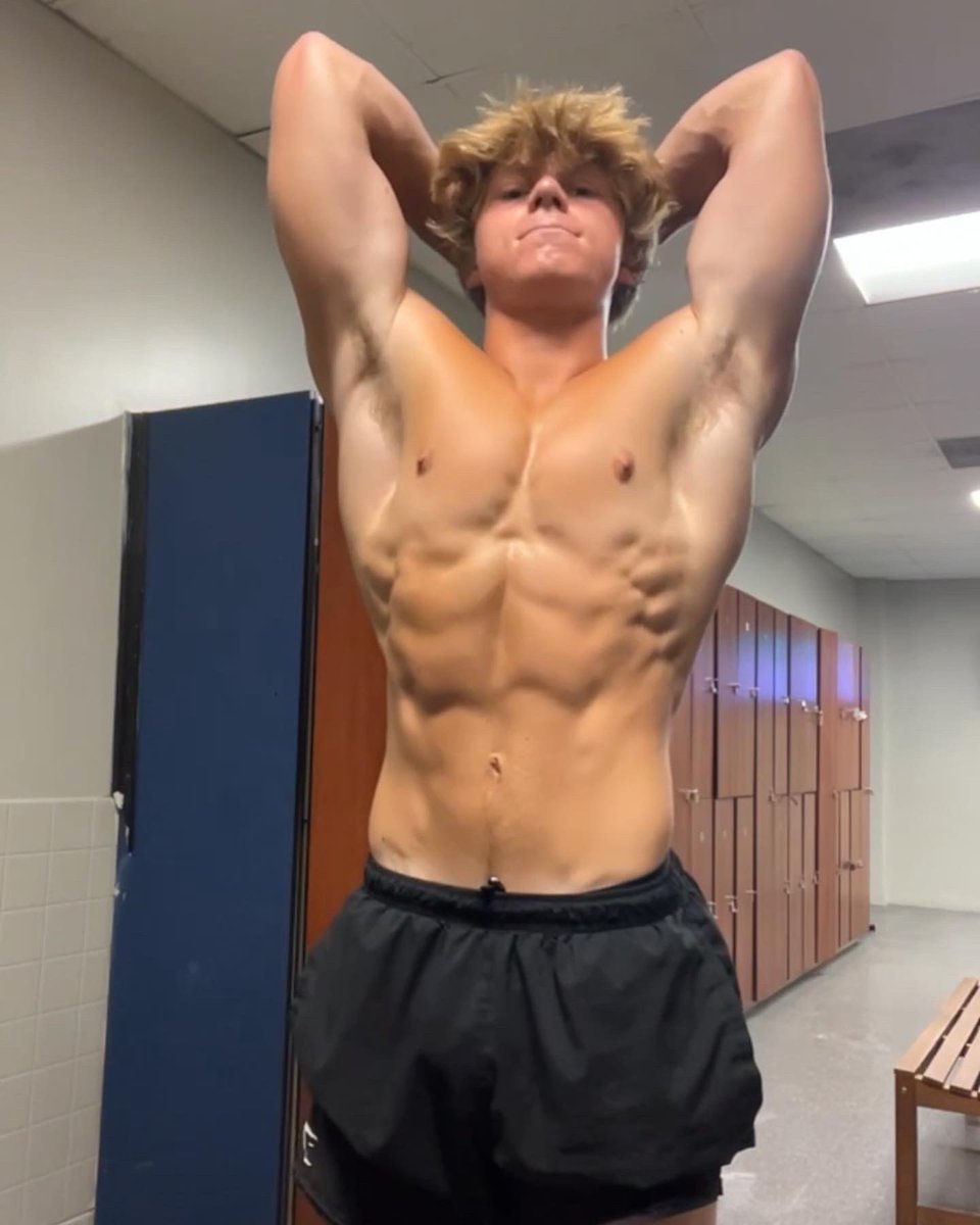 alphadunc's tweet photo. I’m better than all of you https://t.co/EP1izQcdeZ