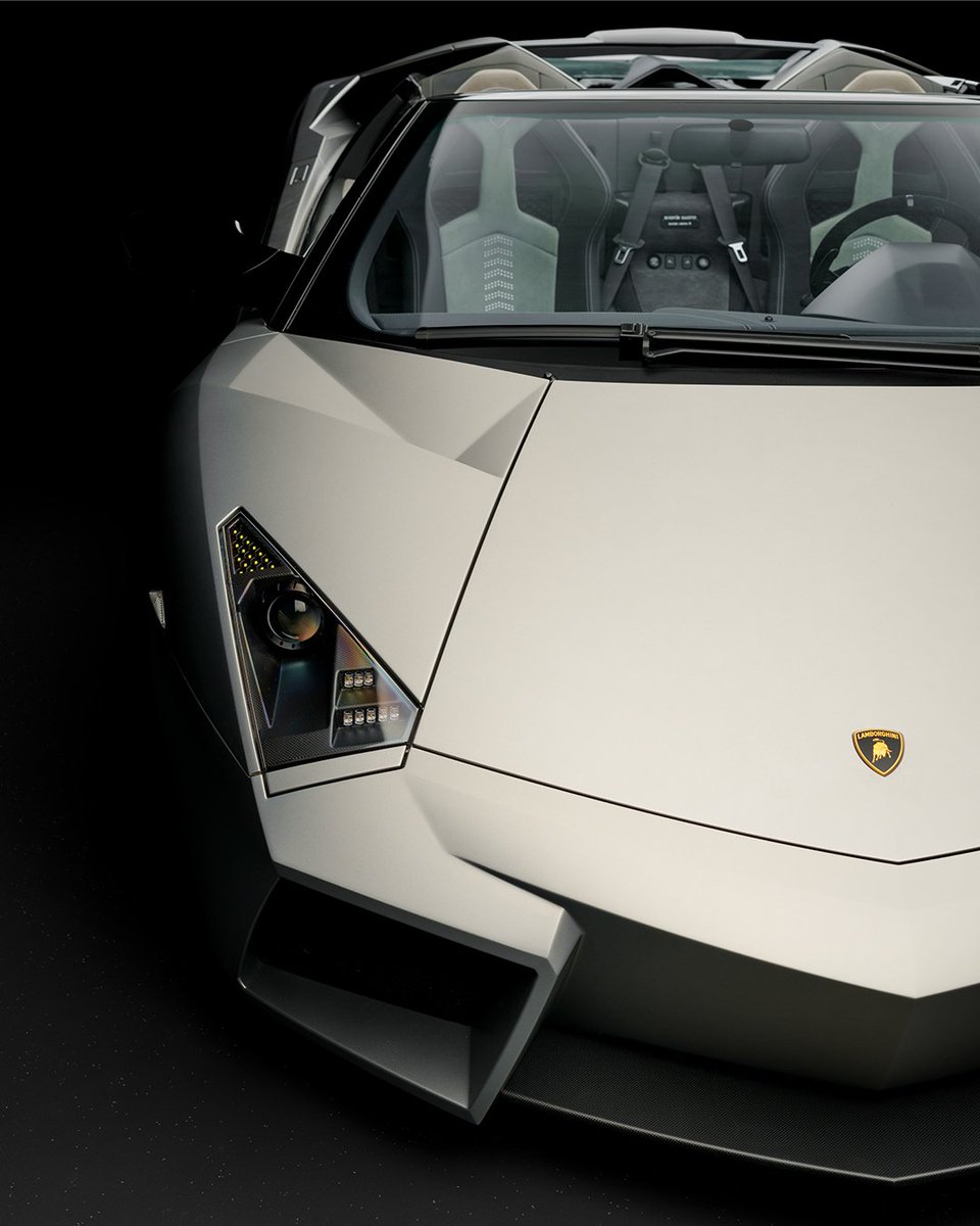 Lamborghini tweet media
