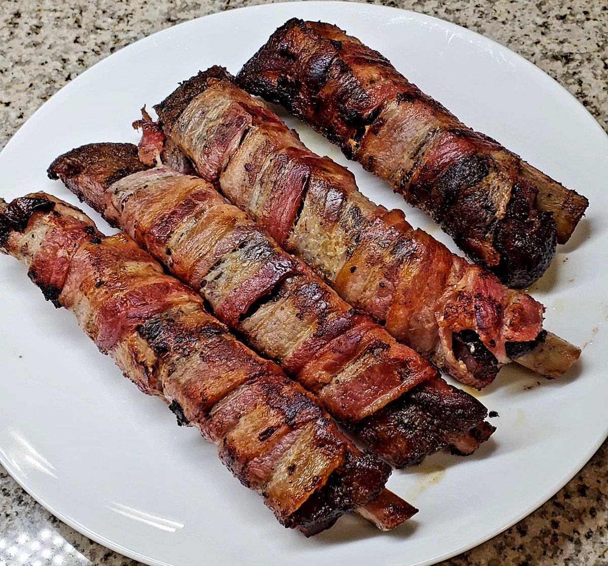 Claude Krause tweet media