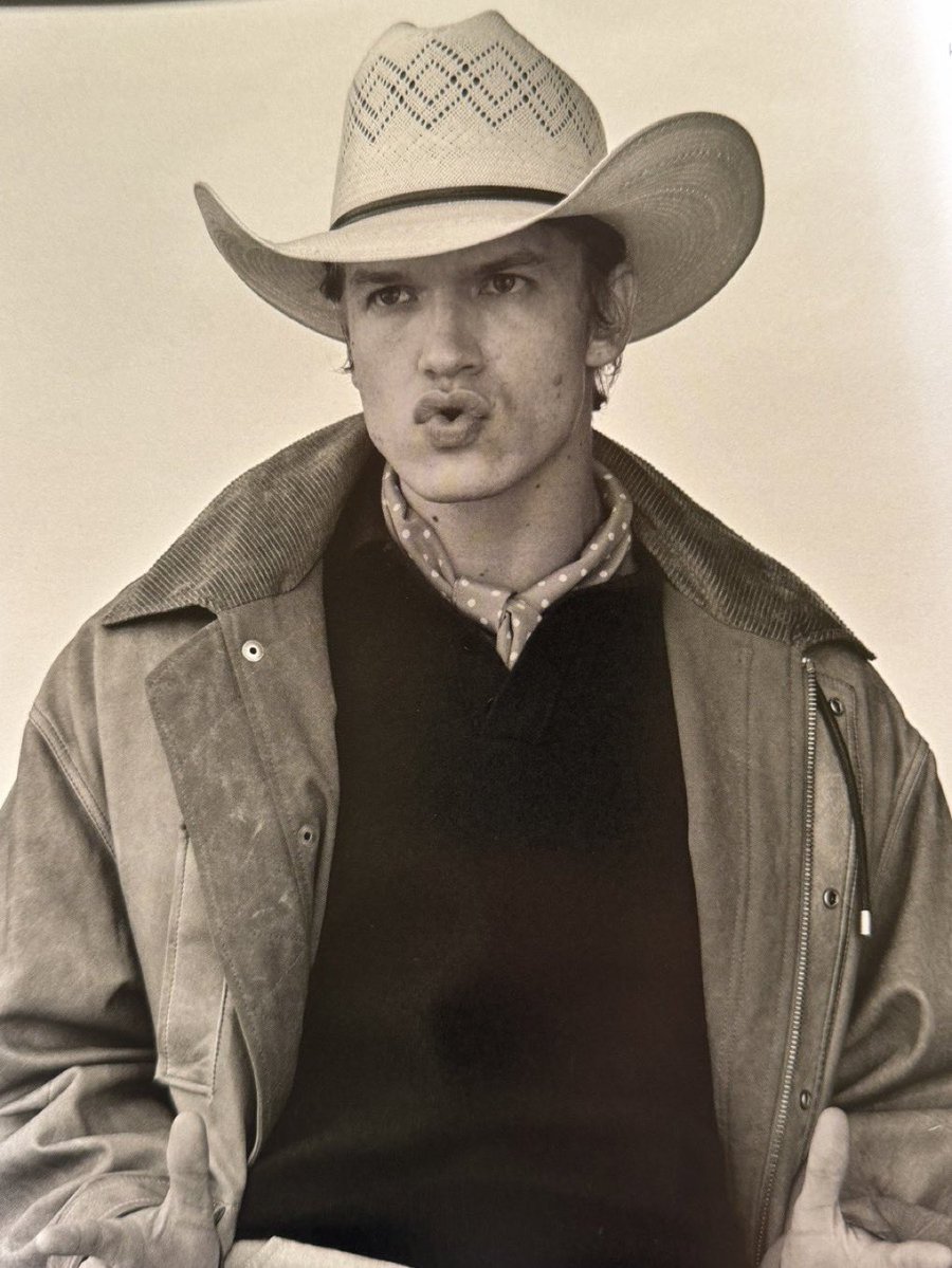 Connor Storrie As Cake tweet media