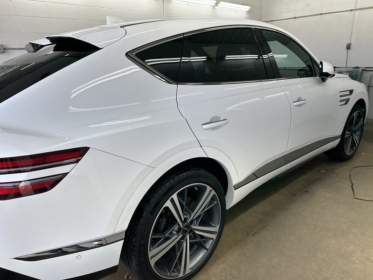 SpdDetailCenter's tweet photo. 1-Year Black Pearl Ceramic Protection Package on this Genesis 🔥✨  

Deep gloss, insane hydrophobic performance, and long-lasting protection against the elements—this ride is now turning heads from every angle.  

Protect your investment. Drive with confidence. 💎🚗 https://t.co/ZEqWiAzy87