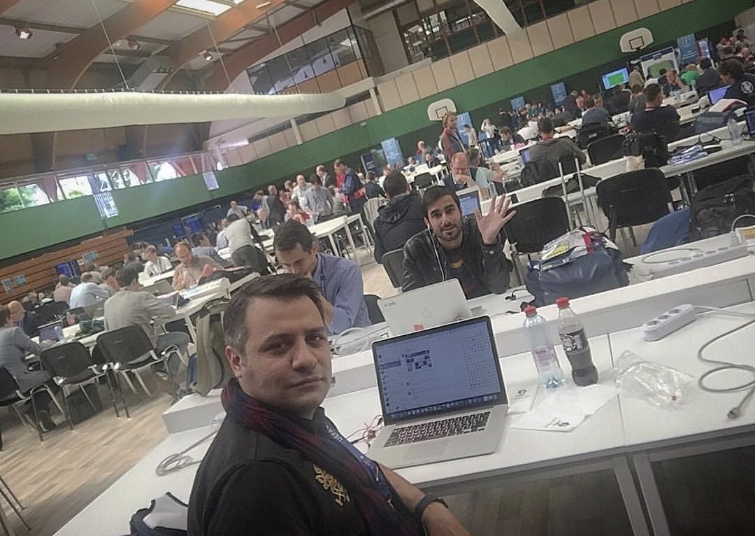 Ehsan AriaN tweet media