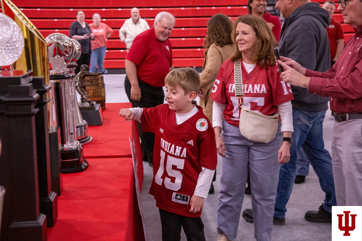IUKokomo's tweet photo. We're still riding the championship wave after last week's Trophy Tour stop. Take a look at photos from the day: https://t.co/HaGFoKvAeJ https://t.co/gWSMj3dnDK