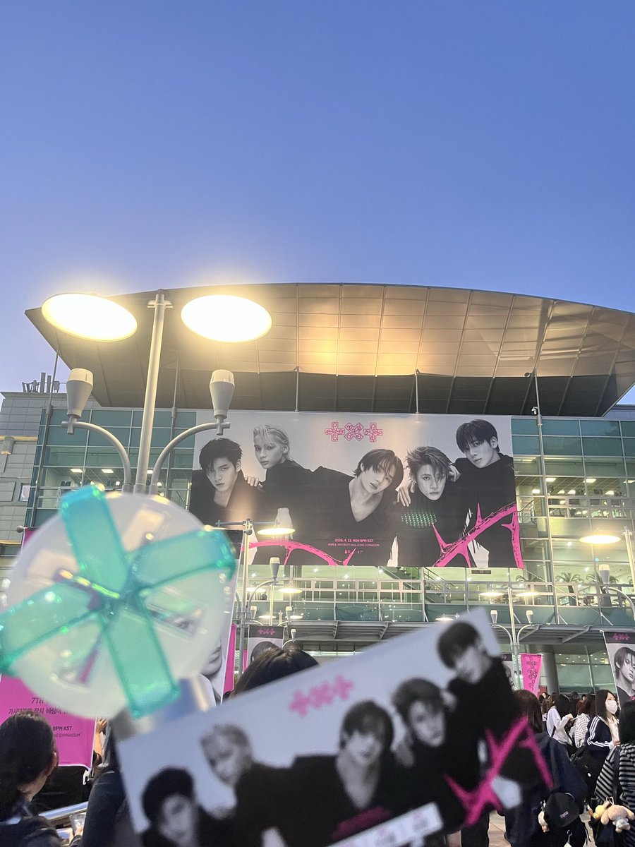 winter03040's tweet photo. 오늘 너무 재밌었다...
모일추할게요 https://t.co/l6UaALsPpV