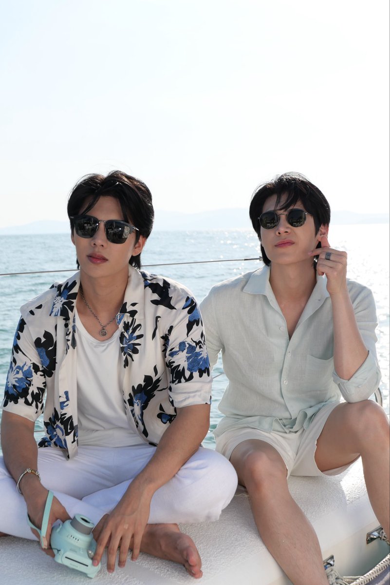 KickStart_ent's tweet photo. ‘แต่งครับ’

จบแล้วคั๊บ 🥺 ขอบคุณทุกคนที่ติดตามและเป็นกำลังใจให้ Yesterday The Series มาตลอด การเดินทางครั้งนี้อาจจะจบลง แต่ความทรงจำยังอยู่เสมอ 💖✨

YESTERDAY SPECIAL
#YesterdaySpecialEP https://t.co/eGwHY3XyBL