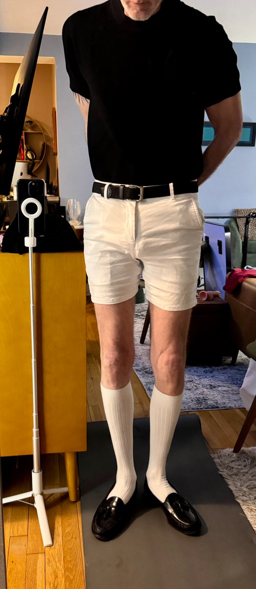 DressSock_Shoe tweet media