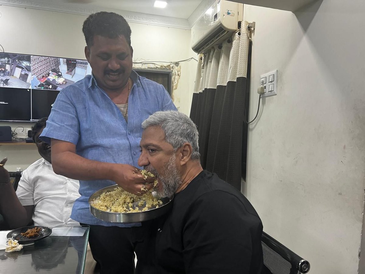 Sreenivas14C tweet media