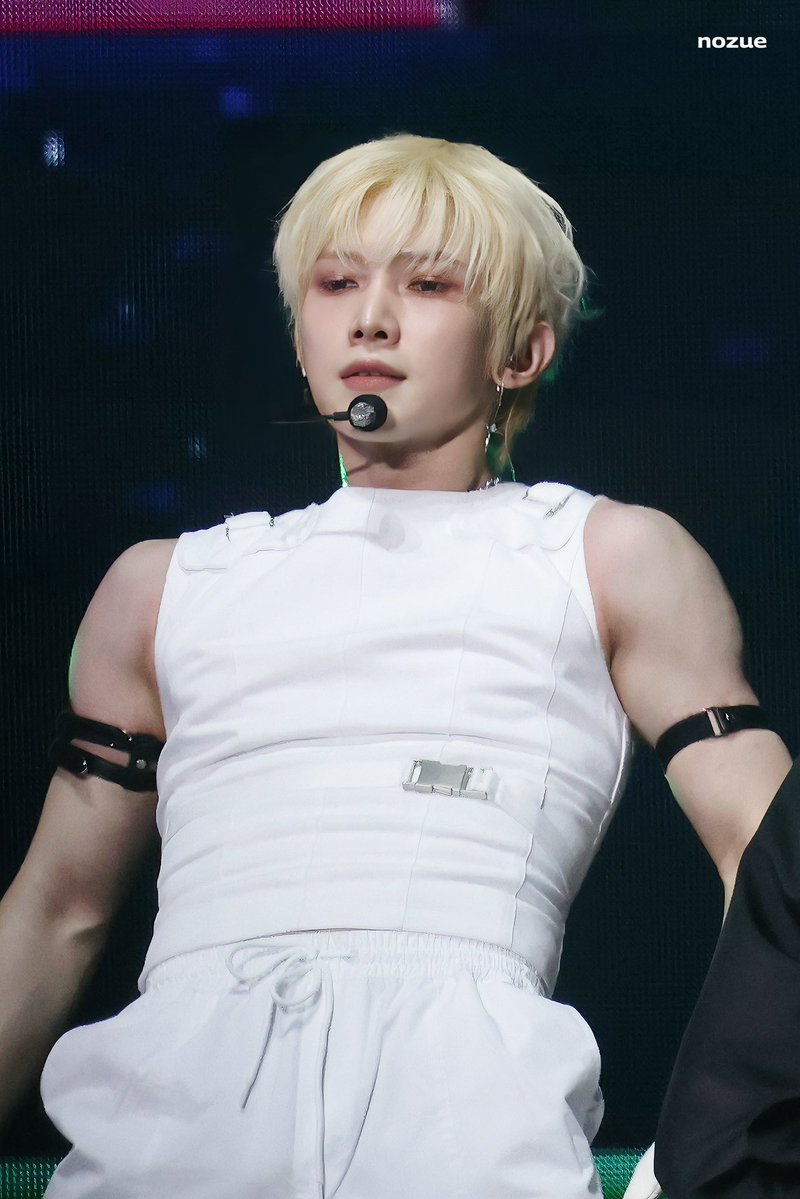 iwonholeyou's tweet image. oh ok