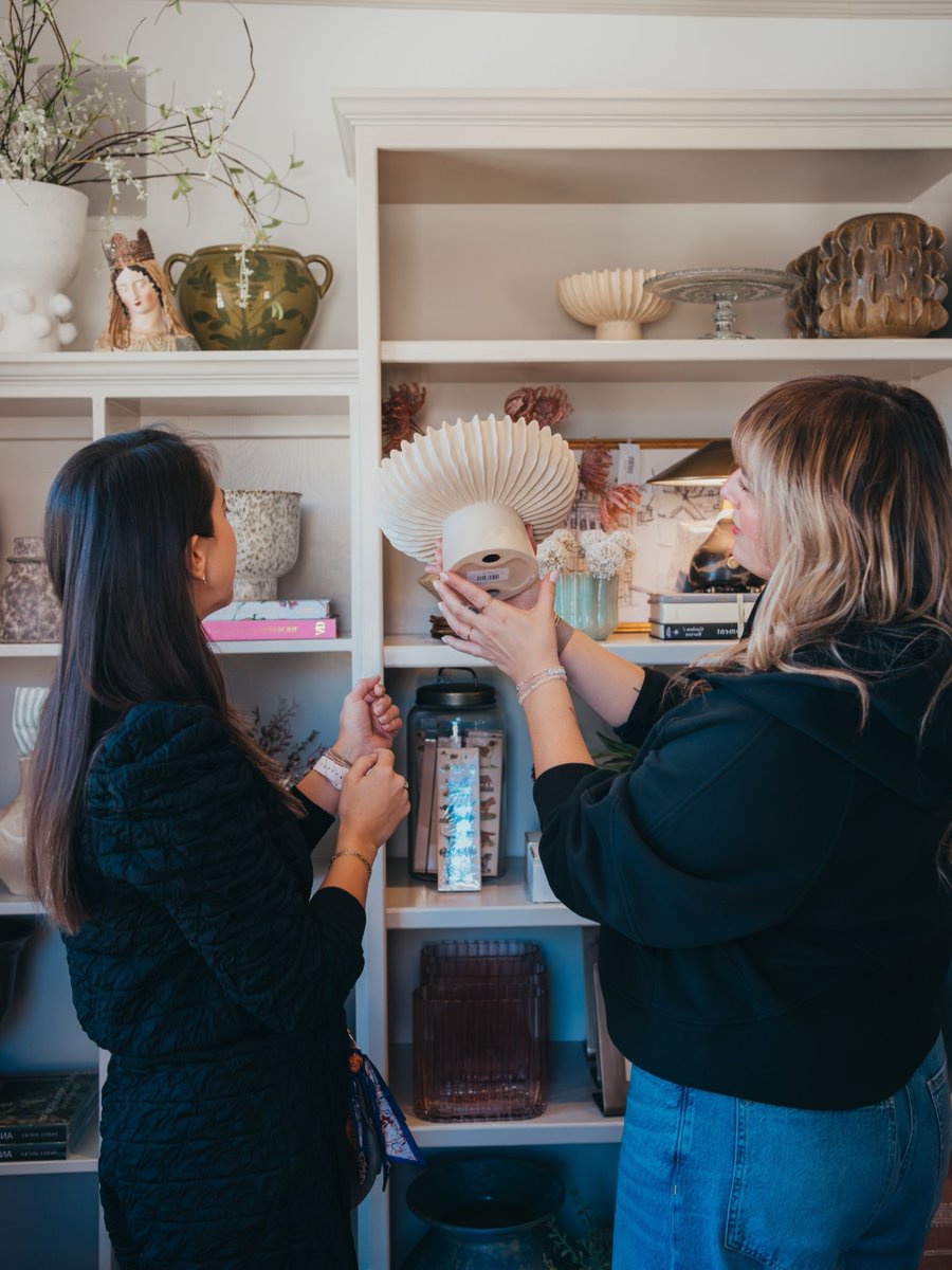 StcAlliance's tweet photo. The Spring Shop Crawl (April 25–26) is the perfect way to explore local shops, discover something new, and enjoy the season throughout town. 🛍️ 

With 25 participating stores, we’re sharing 25 reasons to come make a day of it here in STC: https://t.co/gdAaO0FNj3 🔗 https://t.co/bl5vrMn50B