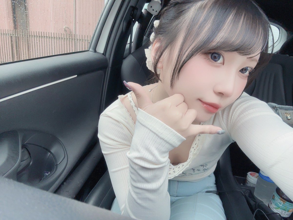とあ tweet media