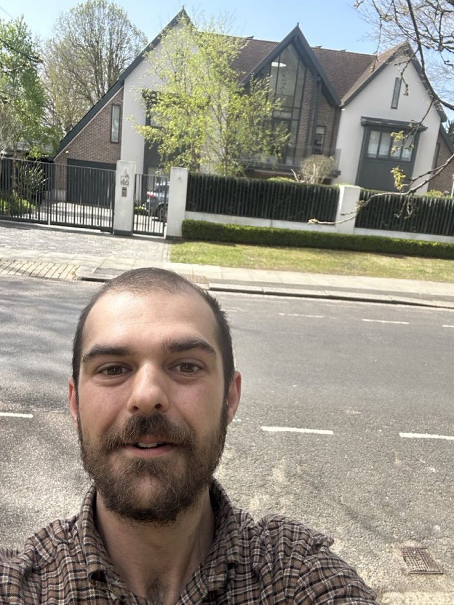 0xAkhy's tweet photo. The Proud Homeowner - Norman $Rockwell https://t.co/Vn5G7GdMN7