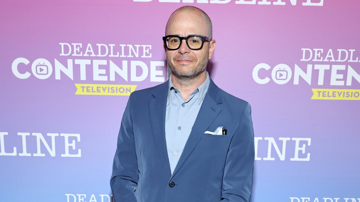 Deadline tweet media