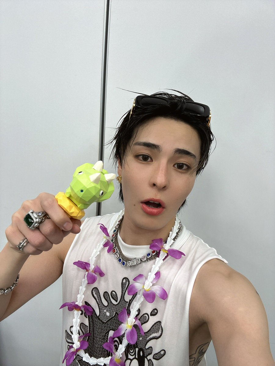 WOLF HOWL HARMONY【公式】 tweet media