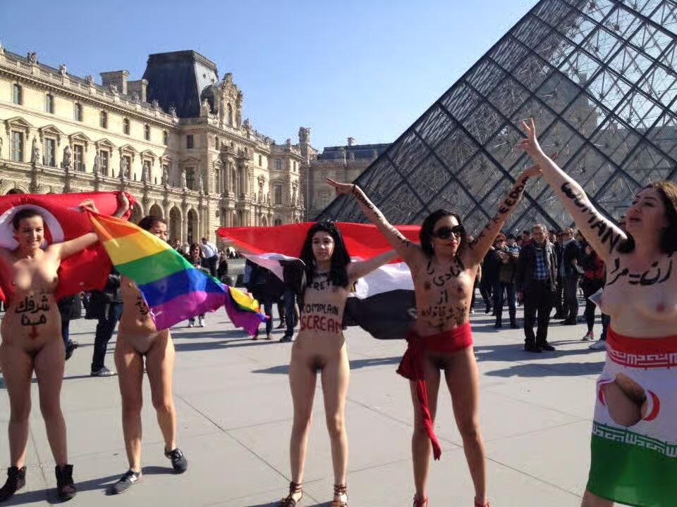 Violetta 🇮🇷 tweet media