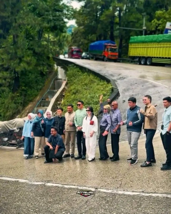 Opposisi6890 tweet media