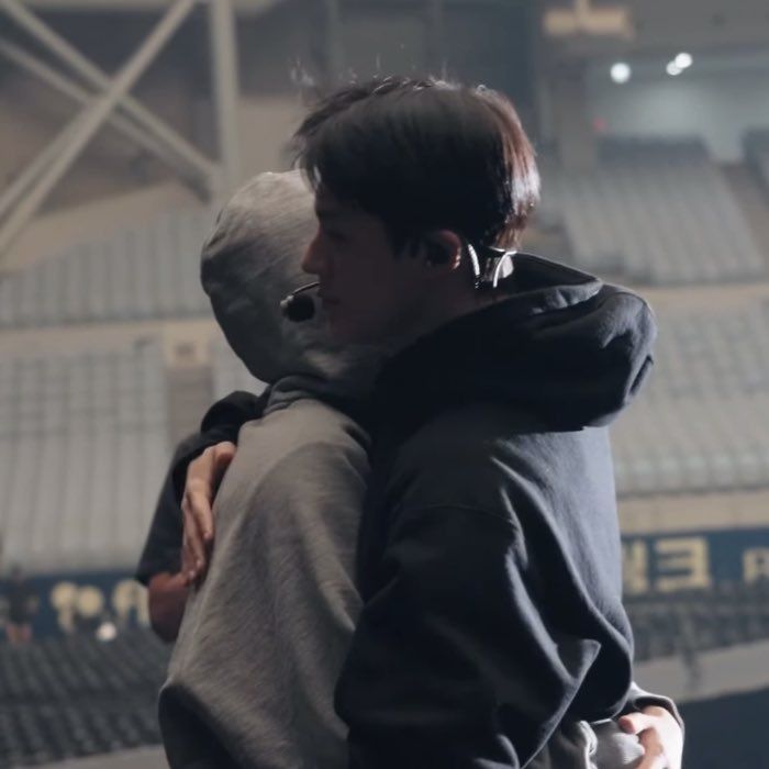 haemitjen⁺⁸² 🍒 | nohyuck royal au 📌 tweet media