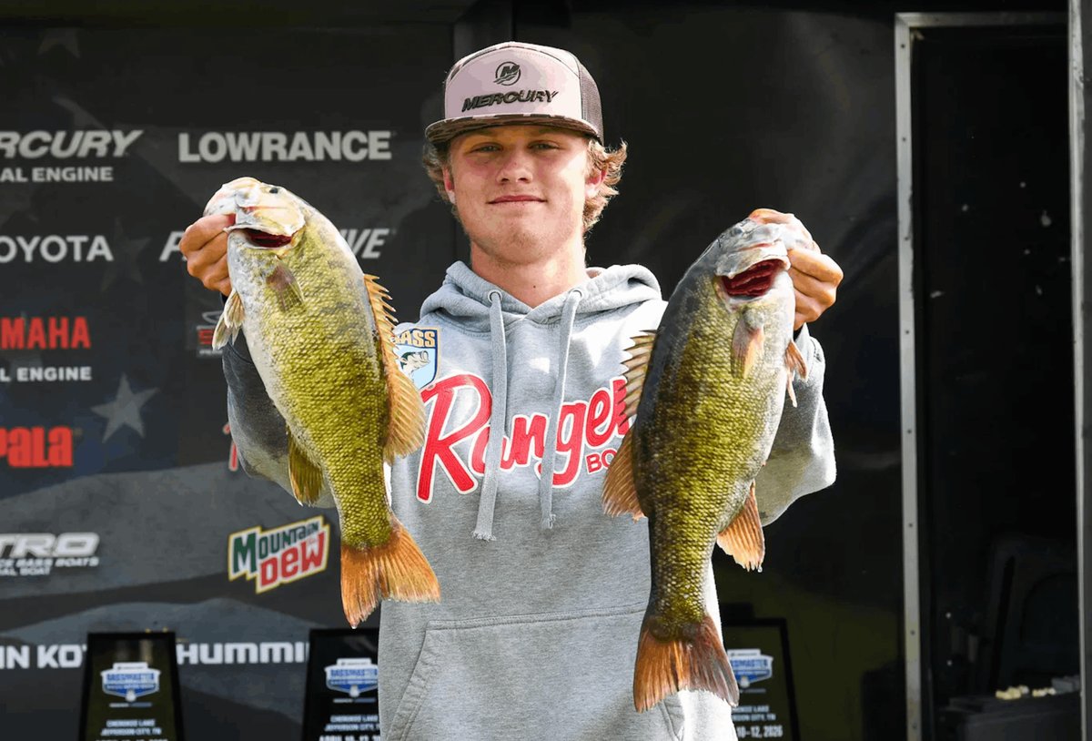 outdoorsmencom's tweet image. After losing the lead on Day 2, 17-year-old Rex Reagan came back swinging with the biggest bag of the tournament (17lbs, 5oz) to lock up the win at Cherokee Lake in the B.A.S.S. Nation Event!

48lbs, 1 oz over three days = dominant 🏆
-
-
-
#bassfishing #bassnation #angler