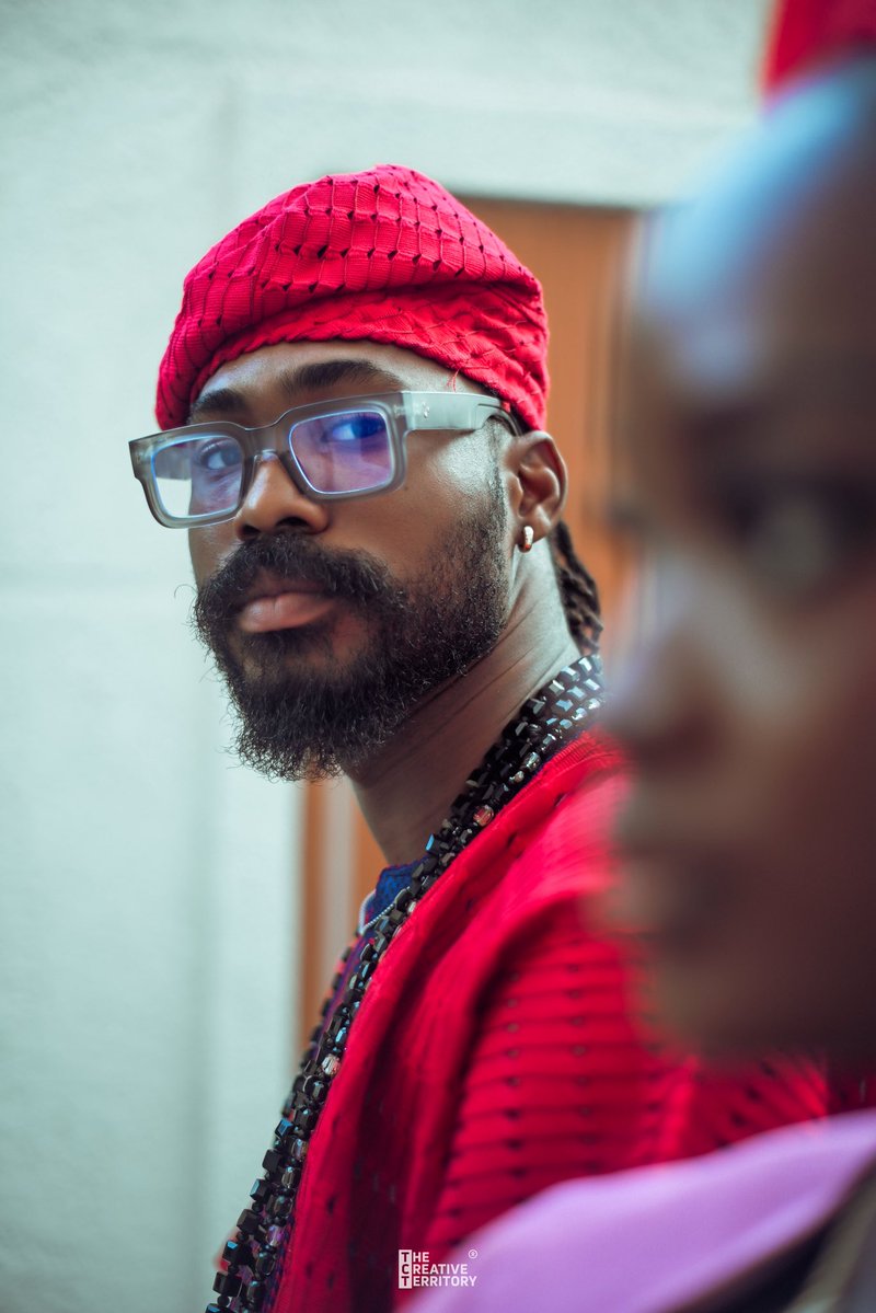 YOUR FAVORITE PHOTOGRAPHER tweet media