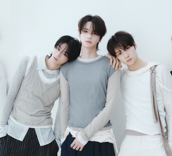 karo ★ tweet media