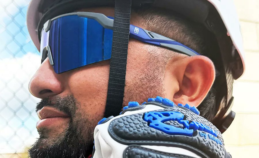ISHNmag's tweet image. Ensure your crew's safety with tailored PPE for each task. Regular assessments, proper fit, and timely replacements are key to protection.

Read More:  
ishn.com/articles/11524…

@MagidGlove
#ad #PPE #Construction #HighRiskJobs