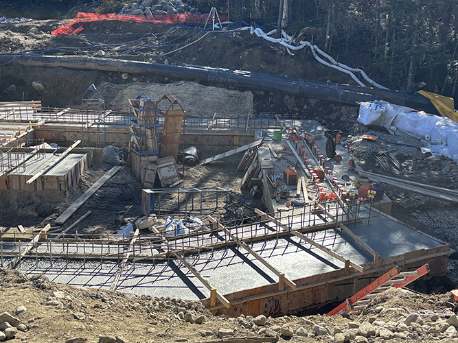 GEIConsultants's tweet image. Old dams in New Hampshire’s Nash Stream Forest had reached their limits. #TeamGEI designed resilient replacements for safety, to support ecological health, and to protect surrounding communities. Explore the full story: ow.ly/6qMX50YH71f  #CommunityResilience