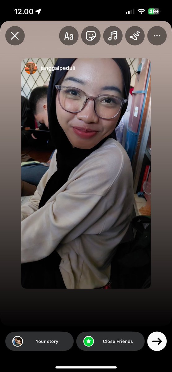 nafiza ★ tweet media