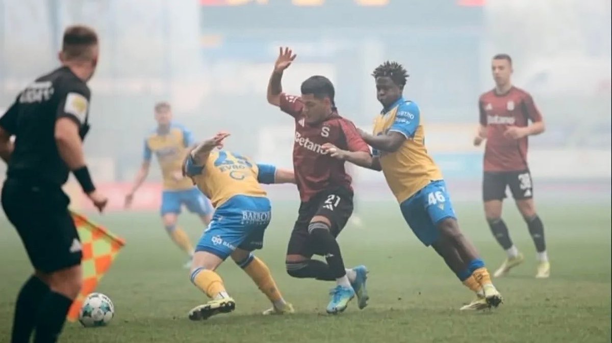 papi_pereda's tweet photo. Peruvians 🇵🇪 in Europe this weekend:

- Marcos López 75’ (København🇩🇰)
- Fabio Gruber 90’ (Nuremberg🇩🇪)
- Joao Grimaldo 71’ (Sparta Prague🇨🇿)
- Oliver Sonne 90’ (Sparta Prague🇨🇿)
- Sebastian Aranda 77’ (Auda🇱🇻)
- Gianluca Lapadula 45’ (Spezia🇮🇹)
- Alfonso Barco 90’ (Rijeka🇭🇷) https://t.co/kiGzKK4R19