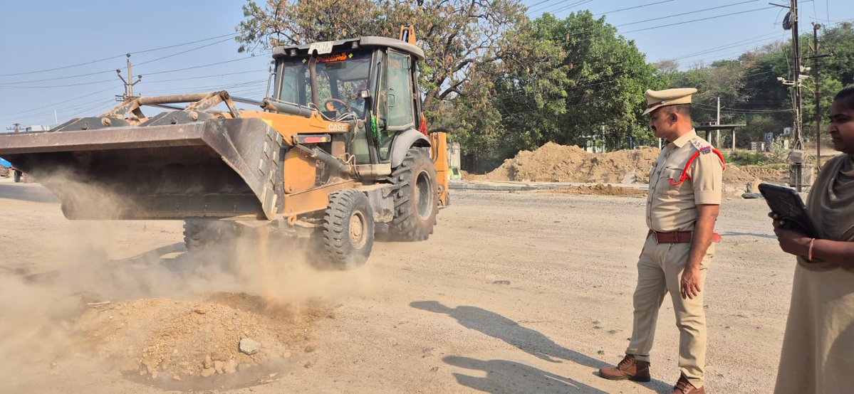 SHO Millscolony tweet media