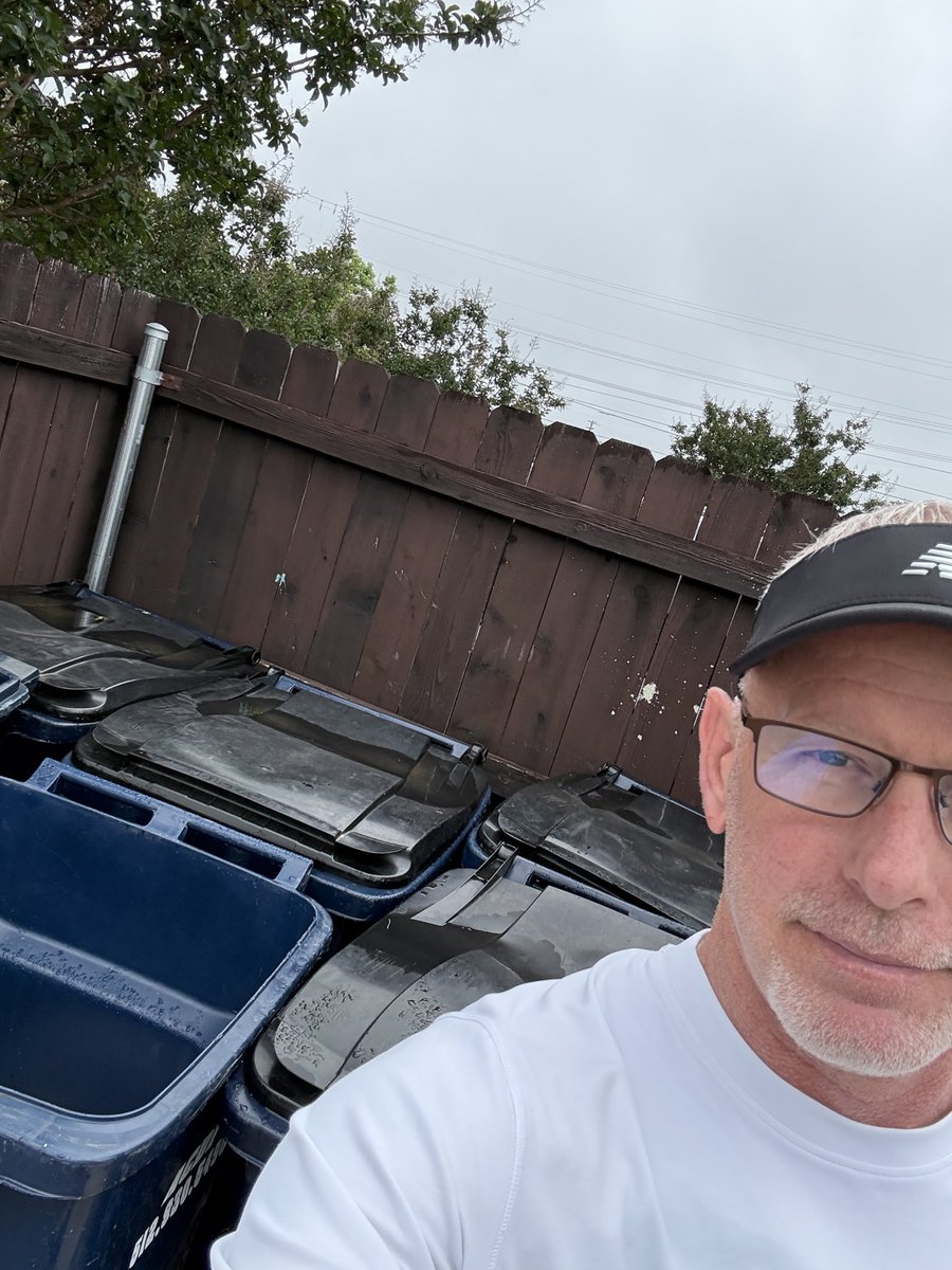 Hunter Eagleman™ tweet media