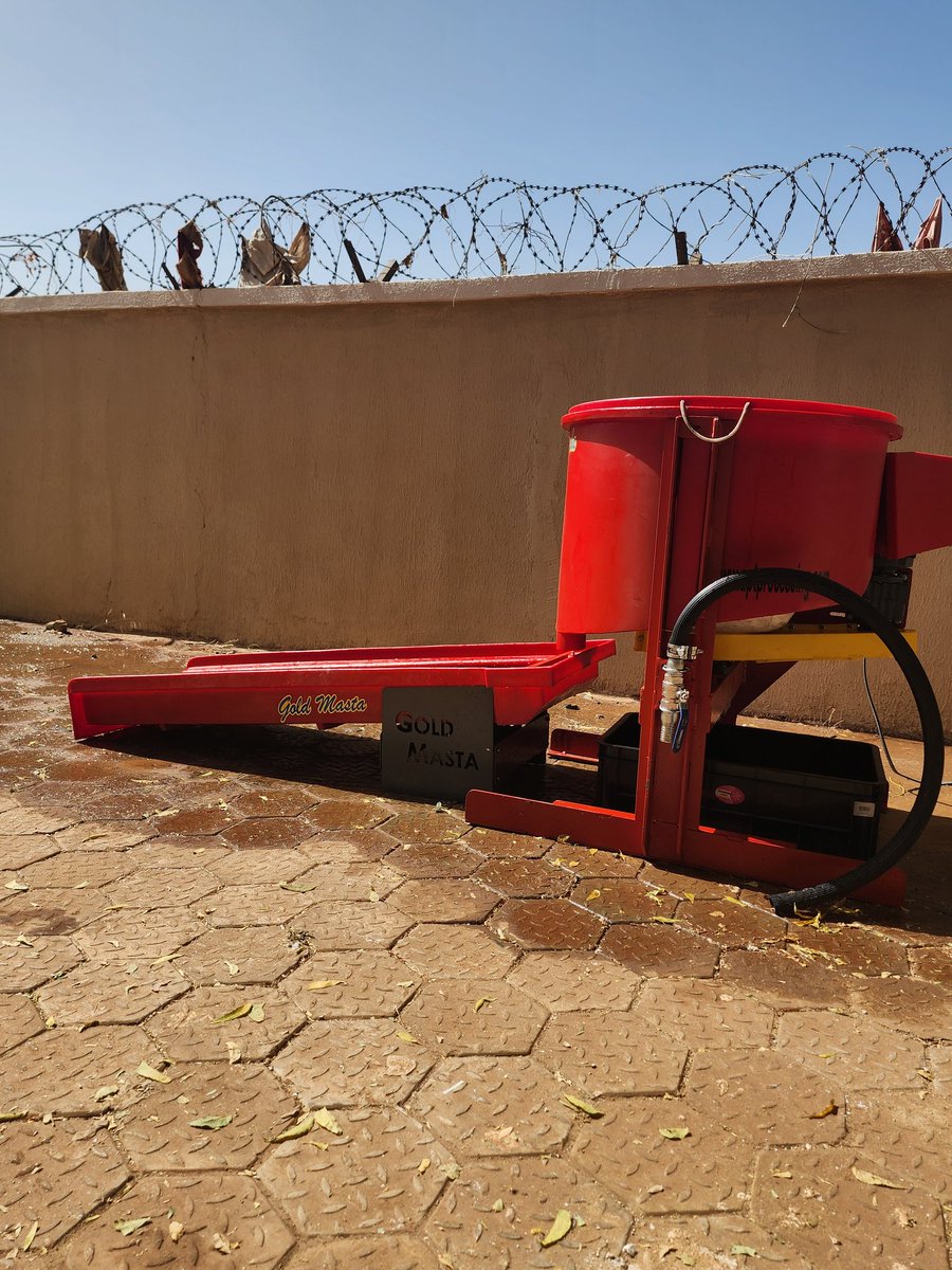 Adeptal_Limited's tweet photo. The Gold Kacha offers a safer and more efficient solution. It is a centrifugal gravity concentrator that uses rotational force and water to separate heavier gold particles from lighter materials like sand and clay. The gold is retained while unwanted materials are washed away. https://t.co/KjClV4o2z1