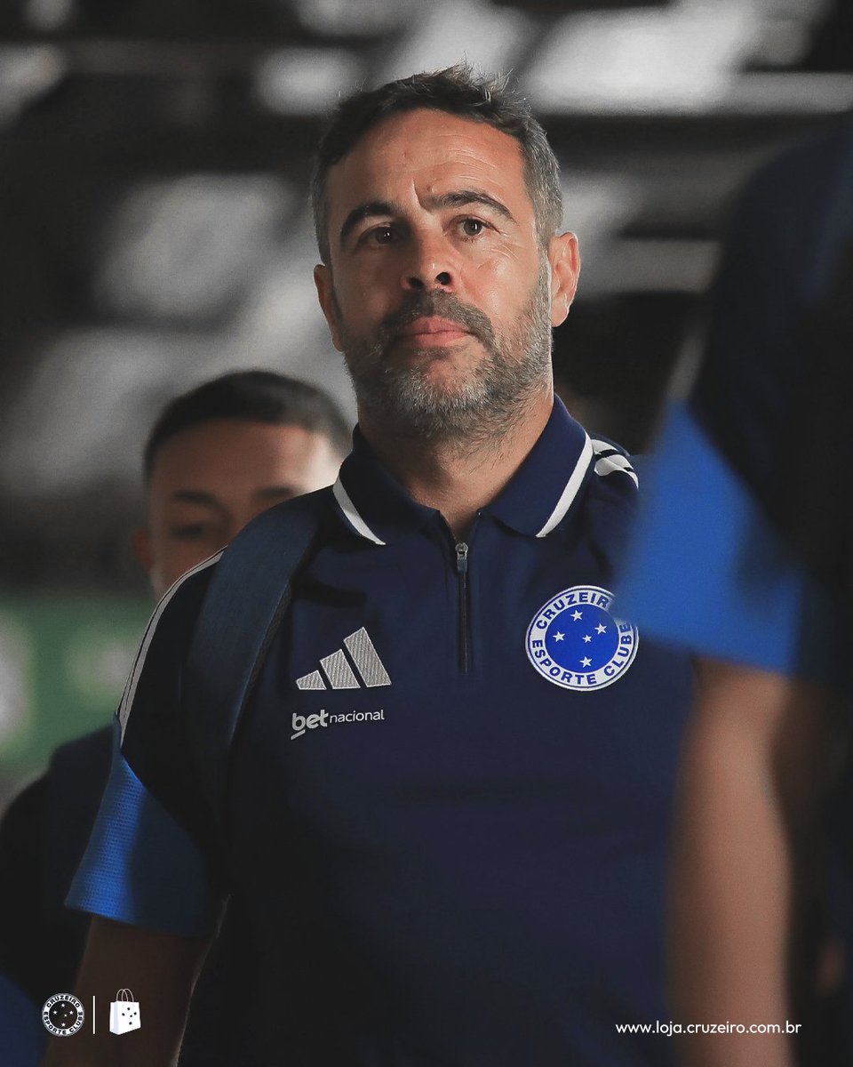 Opção absurda para vestir o Cruzeiro! 💙🦊

A linha de Treino e Viagem da Raposa é linda demais, garanta a sua agora mesmo! 📦🛒 mla.bs/511cc030