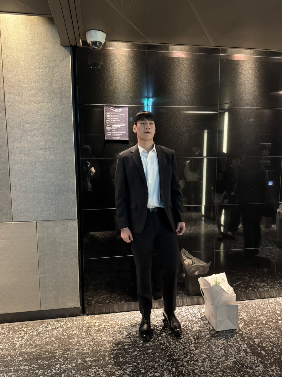 찌녕이형아 tweet media