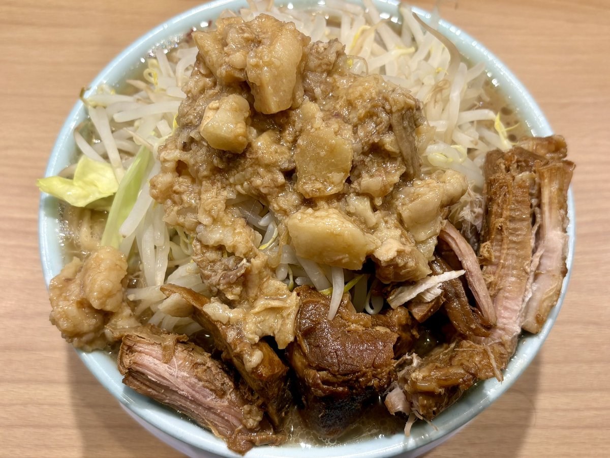 けたろ@ウバカツ中に夢想します! tweet media