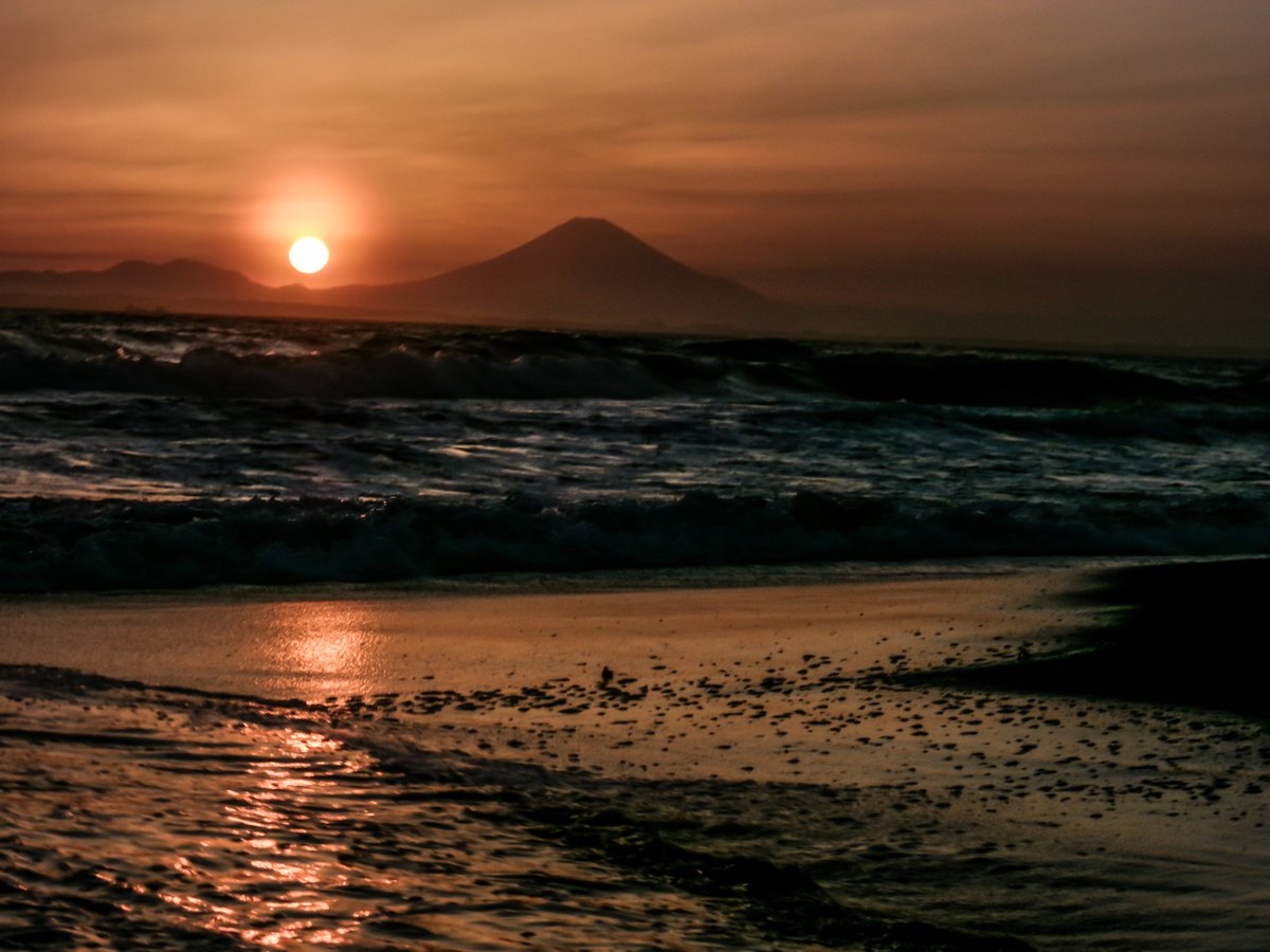 NaOs_photograph's tweet image. 鋸南行ってきたんですがね、鋸南の海はめちゃ綺麗でした。
＃photo
＃写真
#sea
＃海
＃sunset
＃夕陽
＃日没