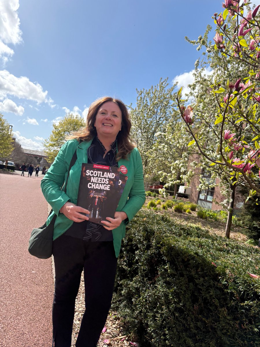 Alison_S_Taylor's tweet image. #Scotland needs #change . 

@AnasSarwar needs 5 years to change #Scotland - the SNP Government has had 20 years. 

Manifesto launched by @ScottishLabour in Edinburgh today &amp;amp; delighted, a commitment by Anas, on the rail link to #GlasgowAirport to expand regional connectivity.