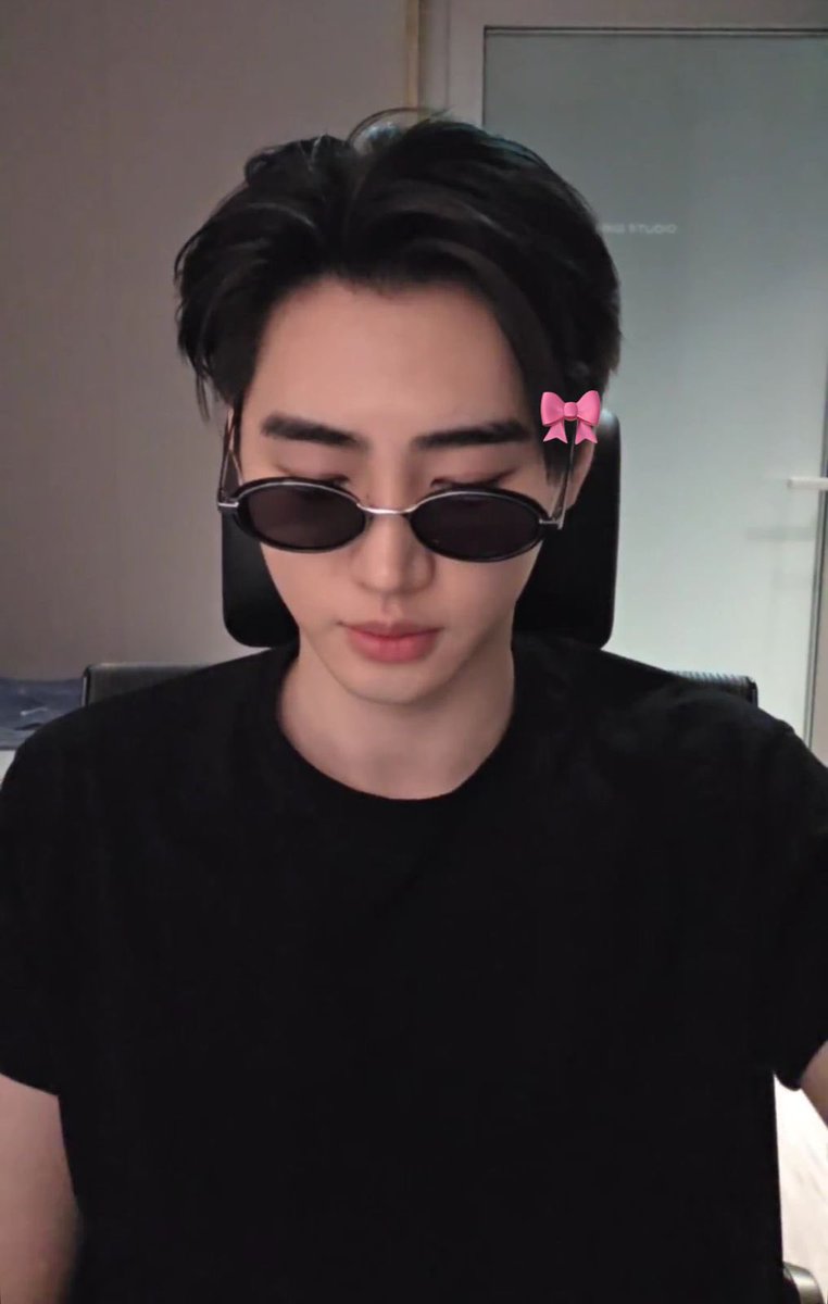 emi || CF22 tweet media