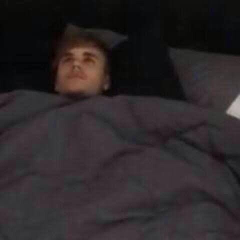 thayane ™️ tweet media