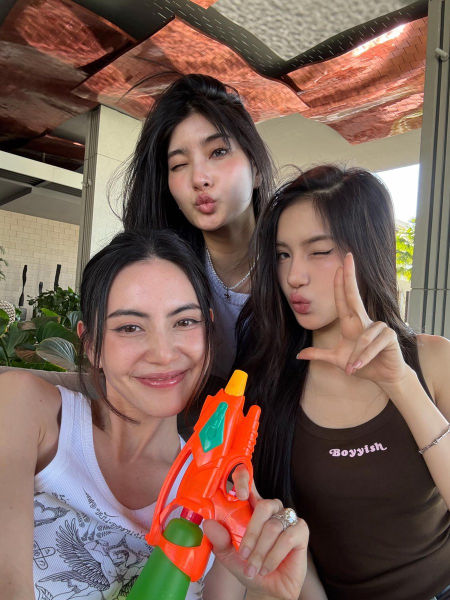 โมเม♡ tweet media