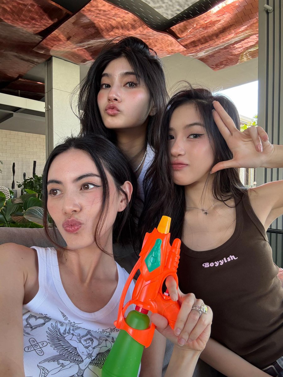 โมเม♡ tweet media