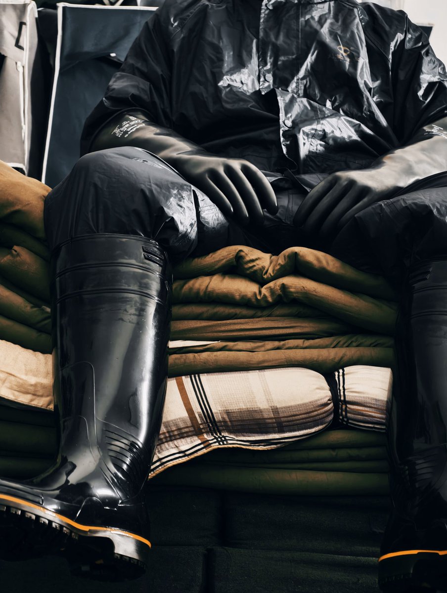 Latexnight tweet media