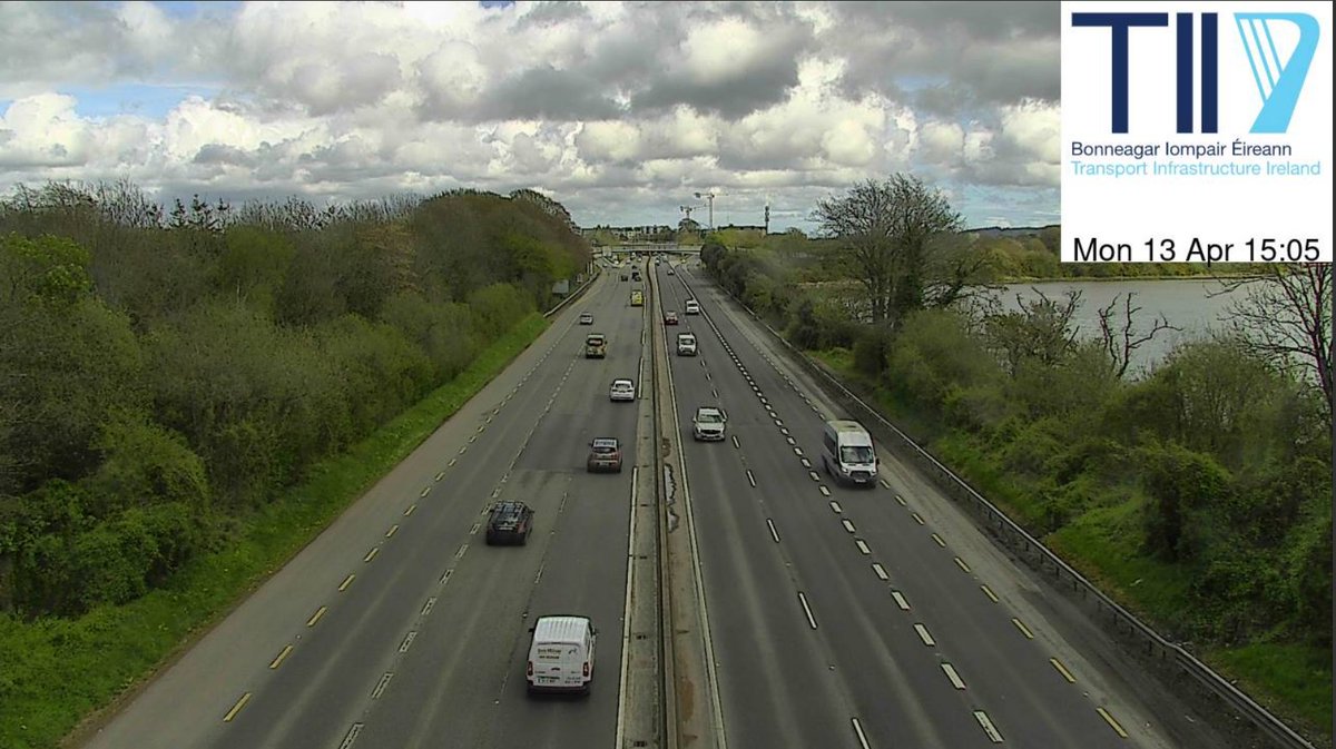 TIITraffic's tweet image. Congestion Report!

Currently, there are no delays across the motorway network.

For live updates please check traffic.tii.ie 

Be the driver you’d want beside you, drive safe!
#TII #RoadSafety  #slowdown