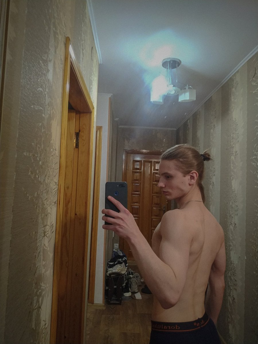 Daniel Bond tweet media