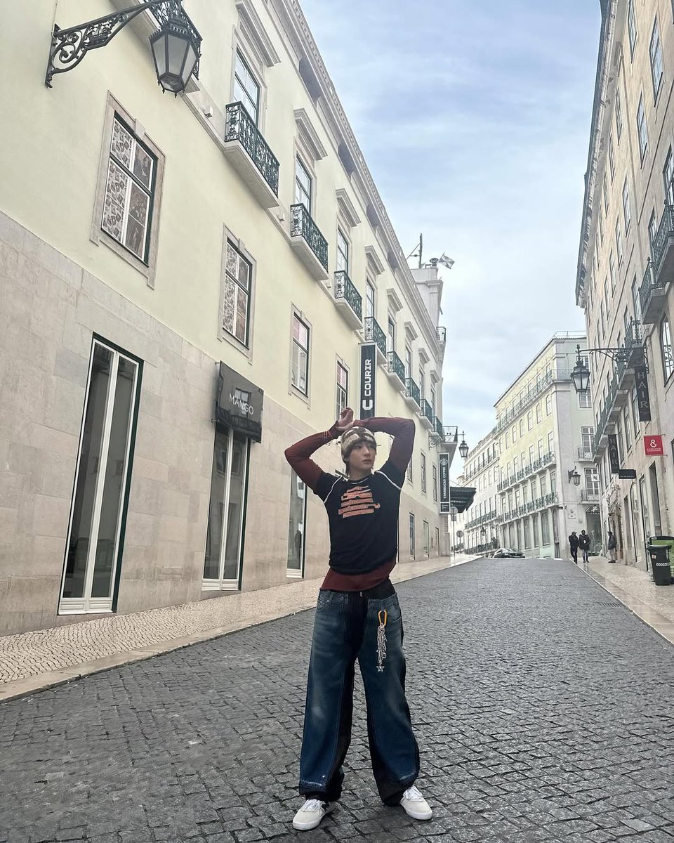 N년 전 오늘의 앤톤 tweet media