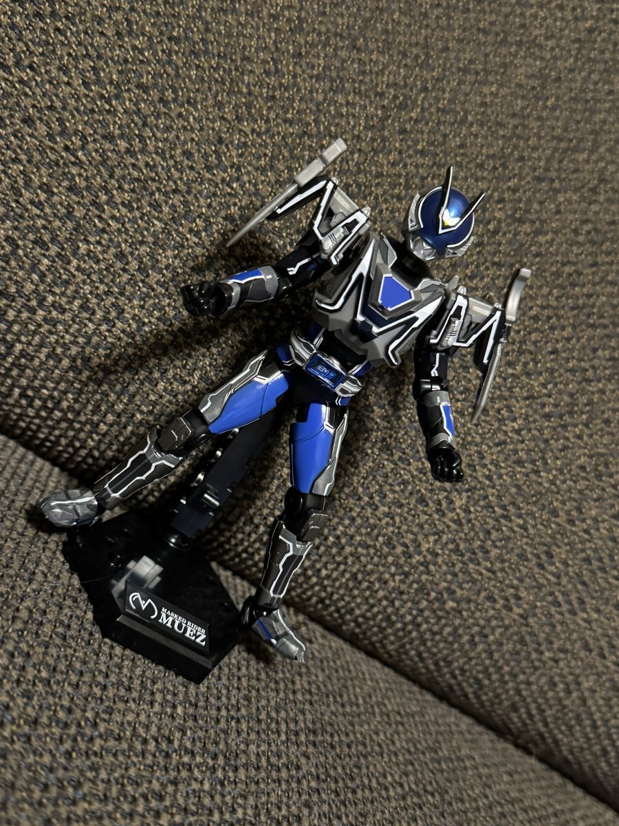 専用です 仮面ライダーミューズ SO-DO CHRONICLE 作りましたよ…難し過ぎた… 私